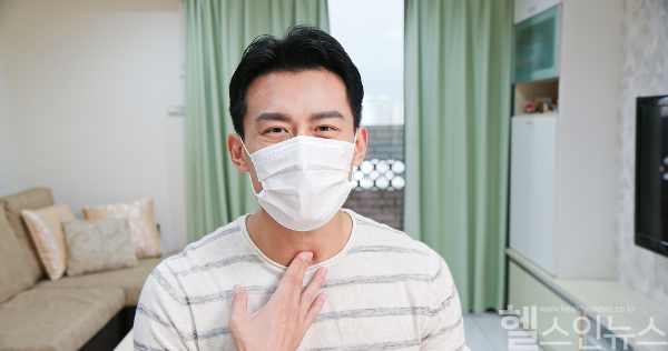 쉰 목소리가 2주 이상 지속되면 후두암 의심, 조기 진단과 치료가 중요하다. (클립아트코리아)