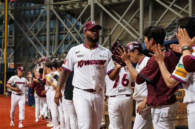 KBO리그 복귀전에서 승리를 따낸 키움 라울 알칸타라