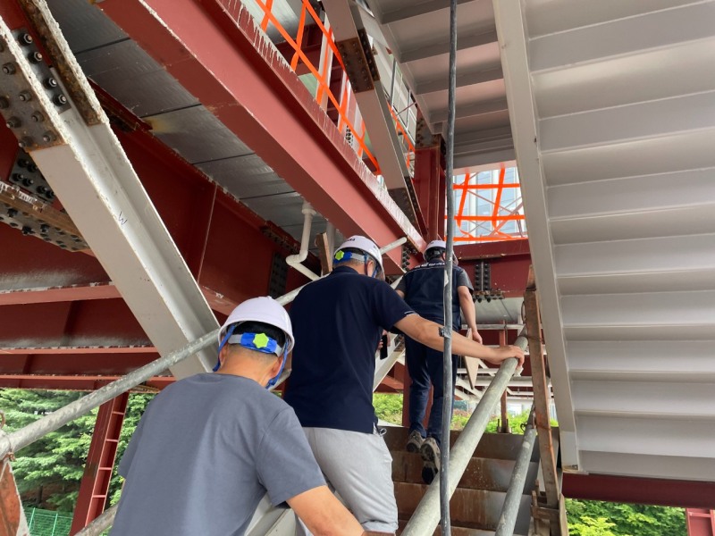 안전보건공단 경기지역본부는 본격적인 폭염과 장마철 기간(7~8월)을 대비해 경기 용인시 소재 폭염 고위험 건설 현장을 방문했다./안전보건공단 경기지역본부