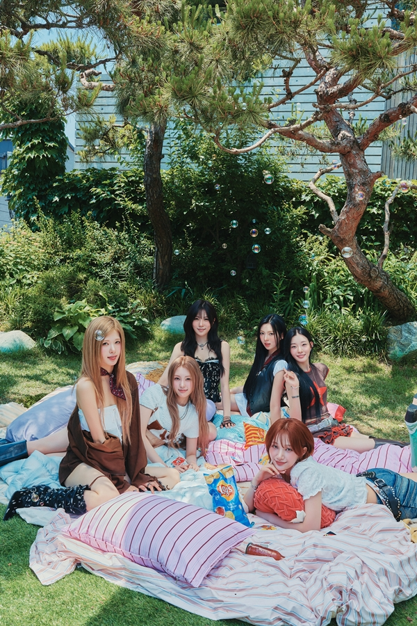 ifeye(이프아이), 두 번째 앨범 콘셉트 포토 공개…걸크러시 VS 청순시크 ‘반전美’