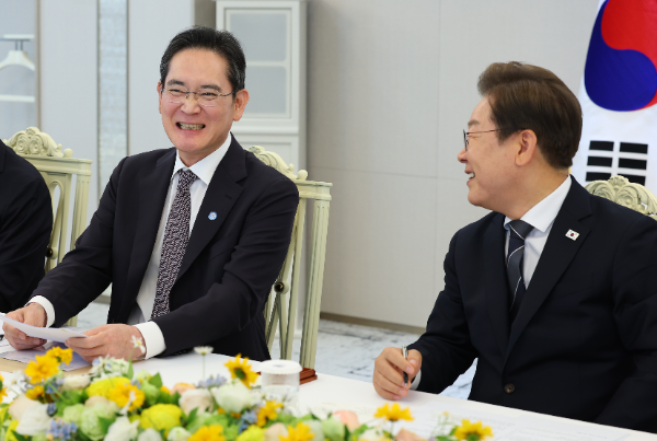 절대 금액 기준으로 주식평가액이 약 3조원 증가한 이재용 삼성전자 회장.