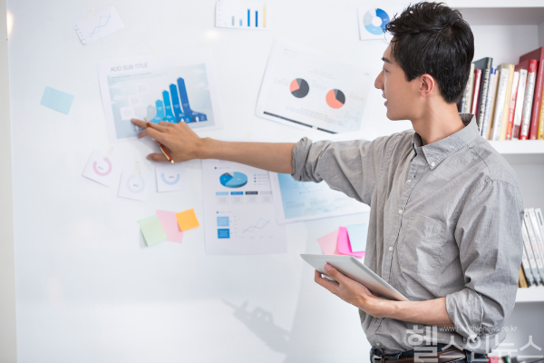 헬스인뉴스, 병원 마케팅 실무자 대상 소수정예 전문가 과정 26일 개설. (클립아트코리아)