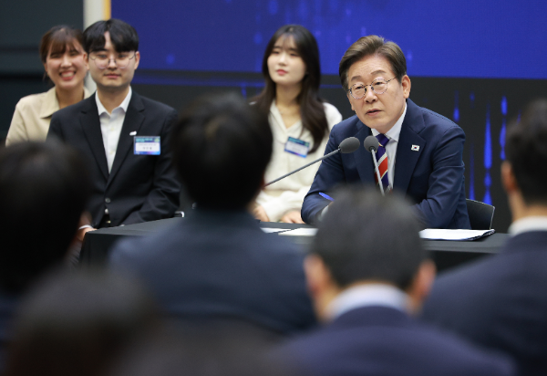 "3분기 투자의 핵심은 정책 방향성"...테마별 추천 종목
