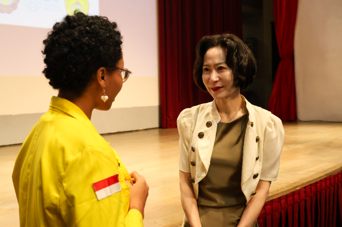 롯데장학재단, 인도네시아 대학생 50명에 장학금 전달