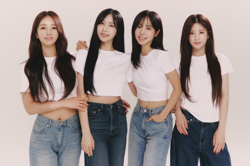 에이핑크 박초롱X윤보미X김남주X오하영, 위드어스와 전속계약 체결…새 프로필 공개