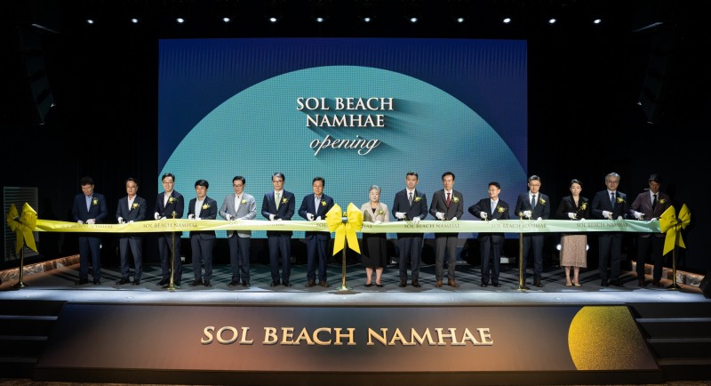 대명소노그룹 소노인터내셔널이 지난 7월 4일, 경상남도 남해군 미조면에 조성된 신규 리조트 ‘쏠비치 남해’의 개관식을 열었다. (대명소노그룹 제공)