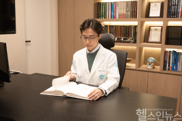 Photo: Chung-gu No, Director of Brain Medical Center.