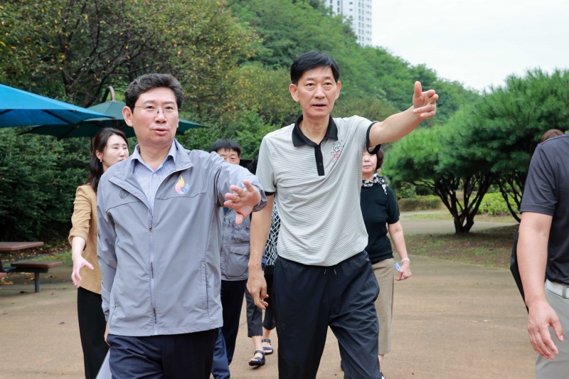 수지구 상현동 광교숲속마을 쉼터 개선사업 착수