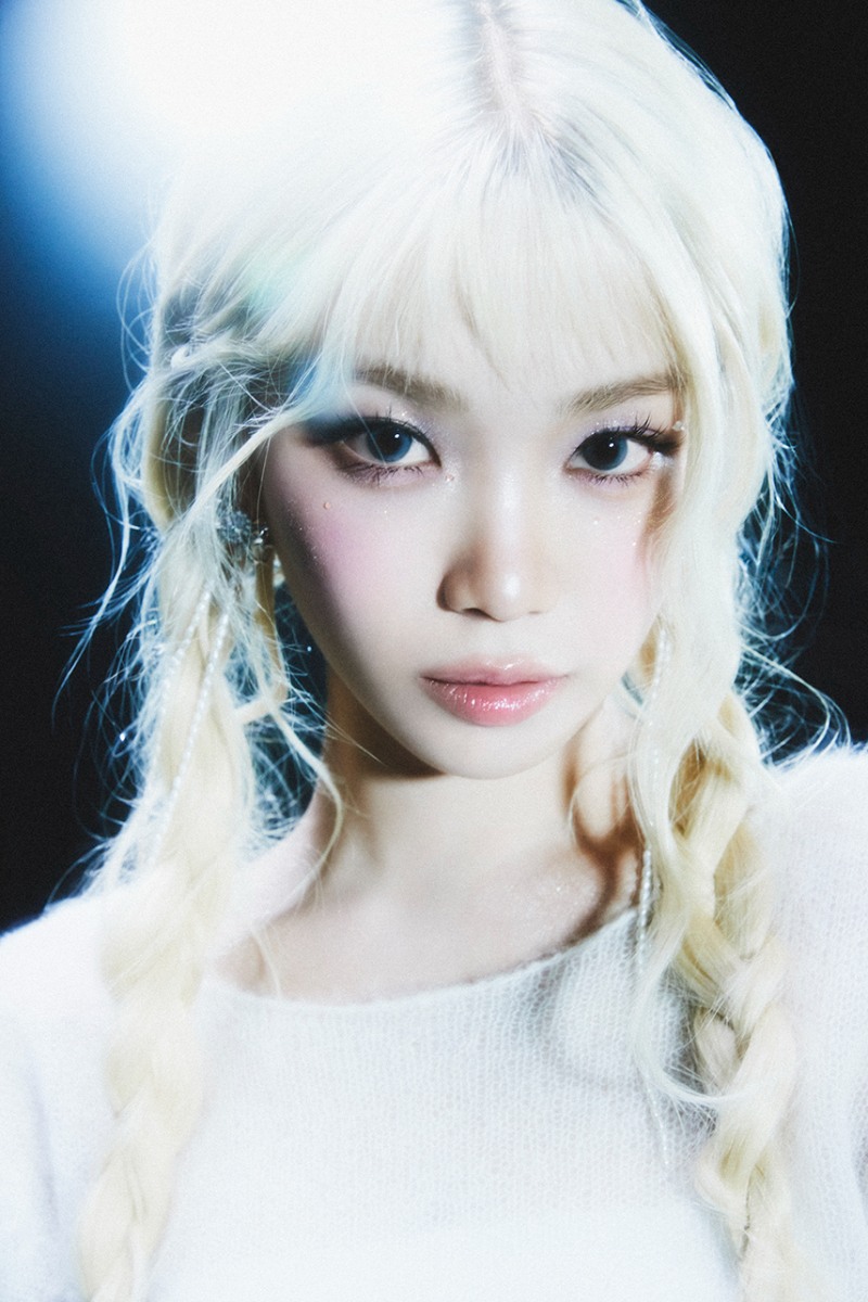 르세라핌 김채원, JVKE 신곡 피처링 참여…“얼른 들려주고 싶었을 정도로 좋은 곡”