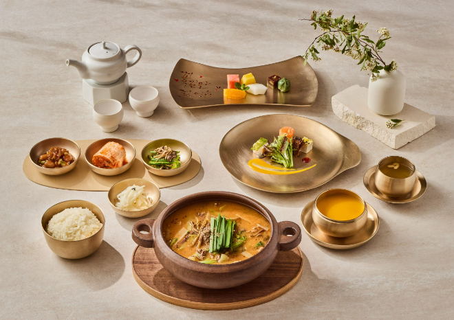 워커힐의 한식당 '온달'서 여름 시즌 한정 선보이는 '흑염소탕' ⓒ워커힐 호텔앤리조트