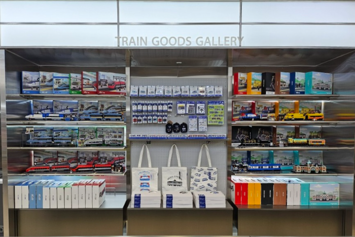 철도 굿즈와 라면의 만남, 오송역에 '특화형' 스토리웨이 매장 새 출발