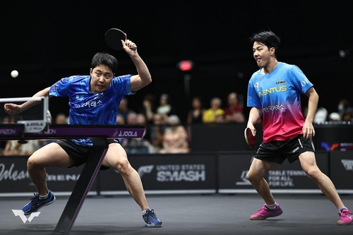 WTT 미국 스매시 경기에 나선 임종훈(왼쪽)과 안재현 / WTT 인스타그램 캡처. 연합뉴스