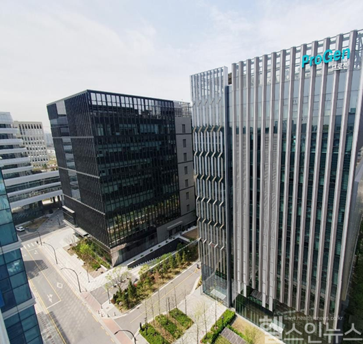 프로젠 로고 및 전경 (프로젠 제공)