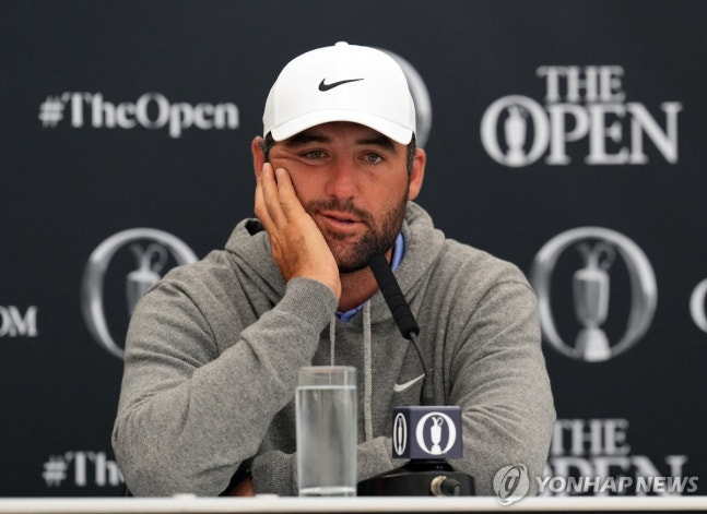 기자회견에 참석한 셰플러 / 사진=연합뉴스