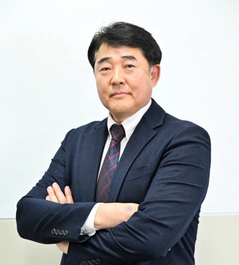 송석진(안전보건공단 경기지역본부장) 저자.