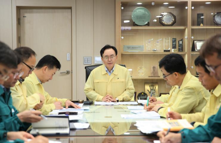 윤병태 시장이 긴급 비상대책 회의를 소집하고 피해 현황을 점검했다