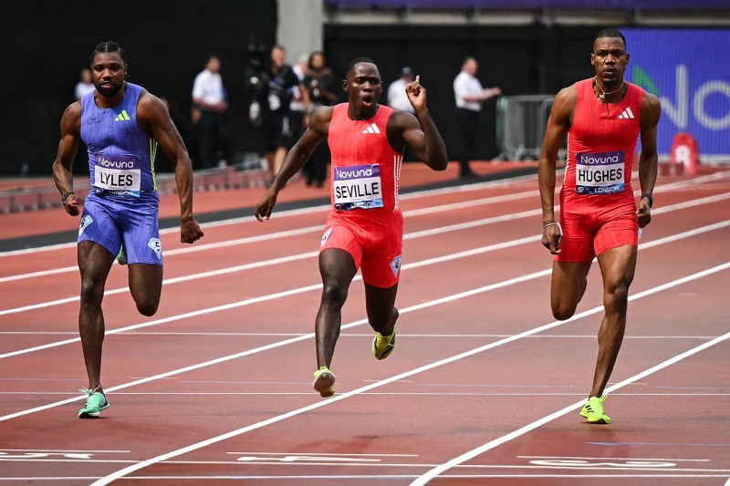 세빌, 런던 다이아몬드리그 남자 100m 우승. 사진(런던 AFP=연합뉴스)