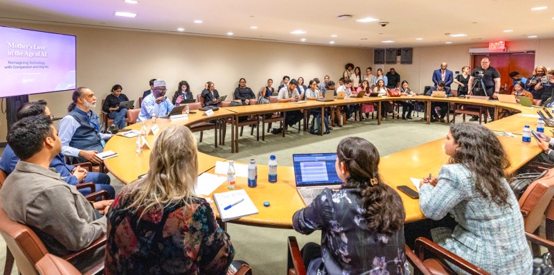 하나님의 교회 대학생봉사단 아세즈(ASEZ)가 16일(현지시각) 미국 뉴욕에 있는 유엔 본부에서 'AI 시대의 어머니 마음' 포럼을 개최했다.