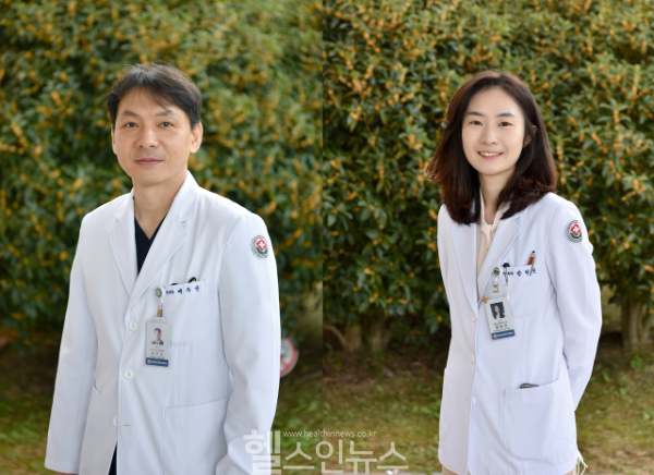 (왼쪽부터) 배우균, 방현진 화순전남대학교병원 종양내과 교수 (화순전남대학교병원 제공)