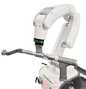 CUVIS-joint THA 큐렉소 (큐렉소 제공)