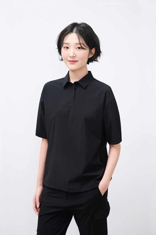 레드페이스, '우븐 에어 셔츠칼라 하프 우먼 티셔츠' 판매율 80% 돌파