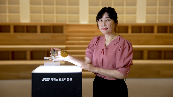 패럴림픽 사격 전설 김임연, 134점 소장품으로 한국 스포츠 역사에 마침표를 찍다