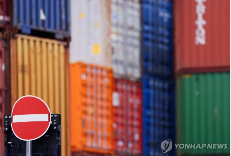 유럽연합도 일본에 이어 15% 수준의 상호관세에 합의했다고 파이낸셜타임스(FT)가 23일(현지시간) 보도했다. 사진=독일 무역항, 연합뉴스