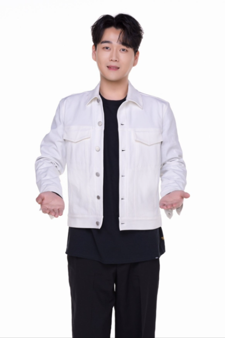 가수 황영웅 ‘웅이의 세포들’ 여름 팬미팅 앞두고 팬카페 기부와 봉사 진행