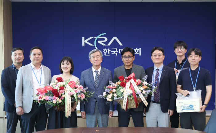 정기환 회장, 칭찬 주인공 격려하며 소외 없는 조직문화 실현에 나선다