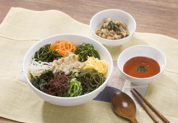 전복 해조류 비빔밥. ⓒ 완도군