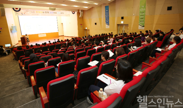 제주대병원, 영유아 대상 부모교육 개최... “소통과 놀이 중심” (제주대병원 제공)