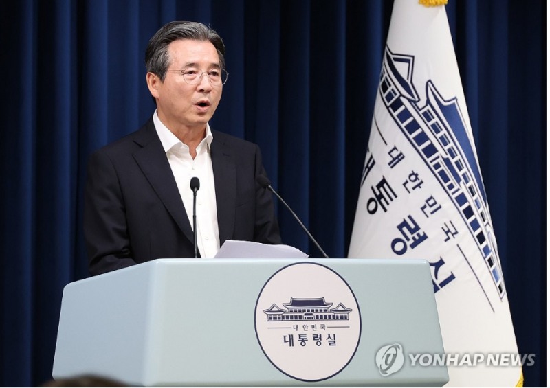 대통령실 김용범 정책실장은 31일 브리핑에서 자동차 관세도 15%로 낮추기로 합의했다고 밝혔다. 사진=연합뉴스