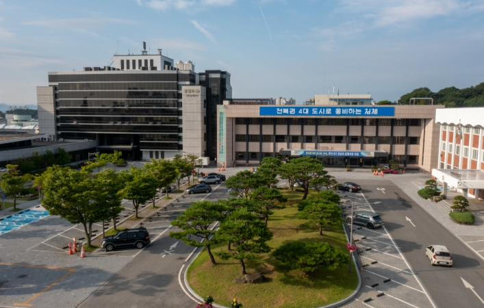 김제시, 연속혈당측정기로 치매 예방 나서 (김제시 제공)