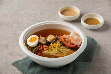 (사진 설명=쉐라톤 그랜드 인천 호텔의 ‘중식냉면’)