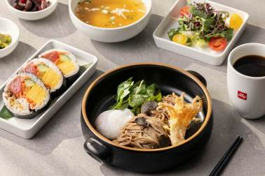 (사진 설명=르메르디앙 서울 명동의 ‘트러플 메밀 소바&후토마키’)