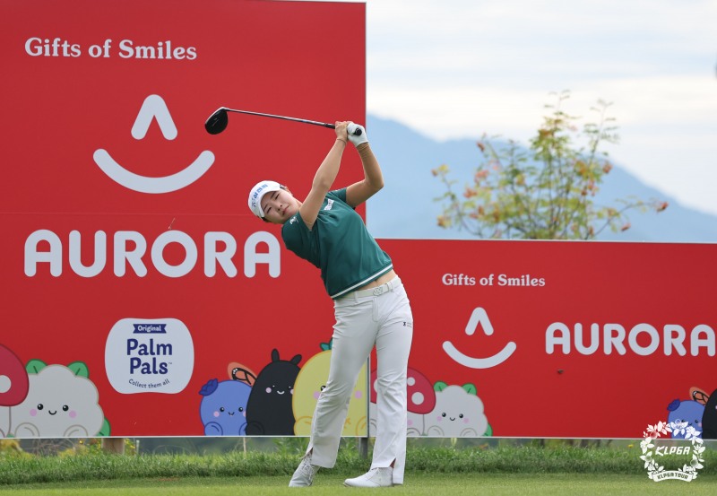 고지원의 KLPGA 투어 오로라월드 레이디스 챔피언십 경기 모습. /KLPGA