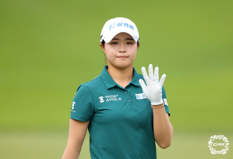 KLPGA 투어 오로라월드 레이디스 챔피언십 1라운드에서 6언더파 66타를 기록한 고지원. /KLPGA