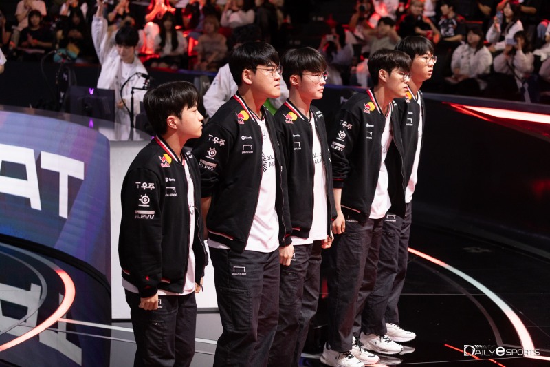 T1, 한화생명 2대0 꺾고 3R 4연승 질주