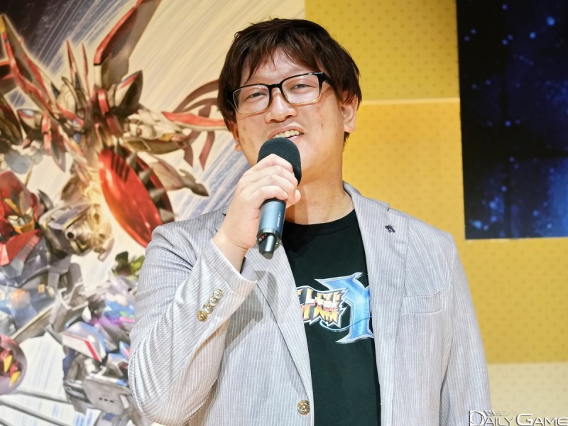 한국 팬들의 취향도 적극 고려했음을 강조했다.