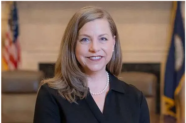 (상보) 연준 보먼 "선제적으로 중립금리에 가까워져야"