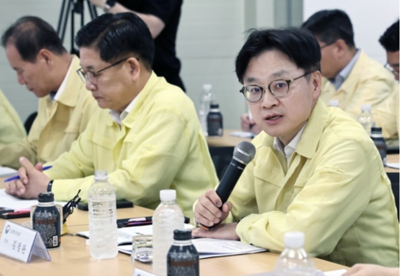 김정관 산업통상산업부장관은 6일 한국차에 대한 관세율 15%는 언제 적용될 지 결정되지 않았다고 말했다고 로이터통신이 보도했다. 사진=산업통산산업부 제공, 연합뉴스