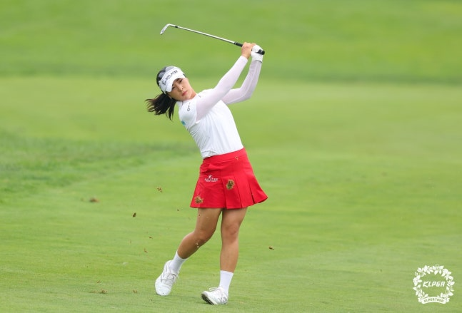 윤이나의 아이언 샷. / 사진=KLPGA 제공