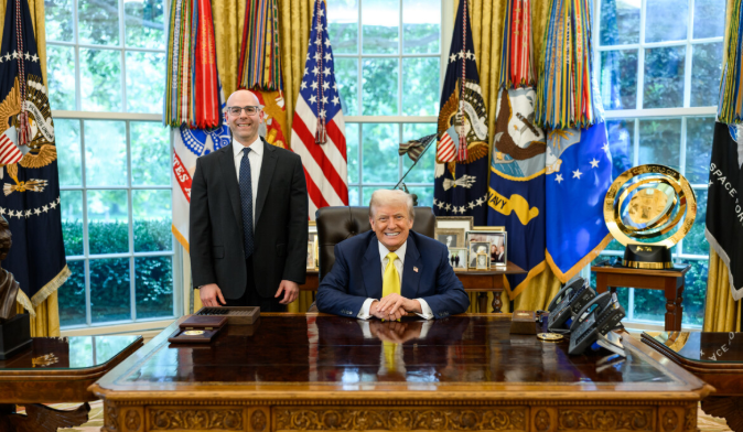 (상보) 트럼프, 연준 임시 이사에 '경제책사' 미란 지명