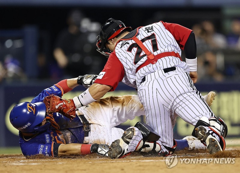 한화 손아섭의 재치 있는 슬라이딩 / 사진=연합뉴스