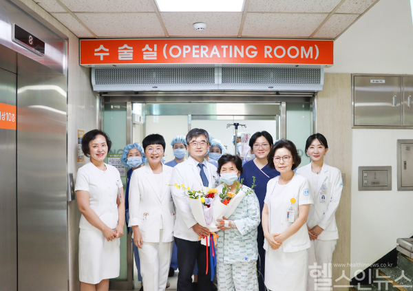 유주형 세란병원 인공관절센터 부장, 무릎 인공관절 최소침습수술 9000례 달성 (세란병원 제공)