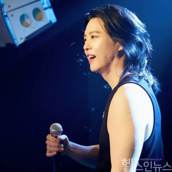 가수 양준일 (출처: 팬클럽 ‘판타자이’ @jiytime)