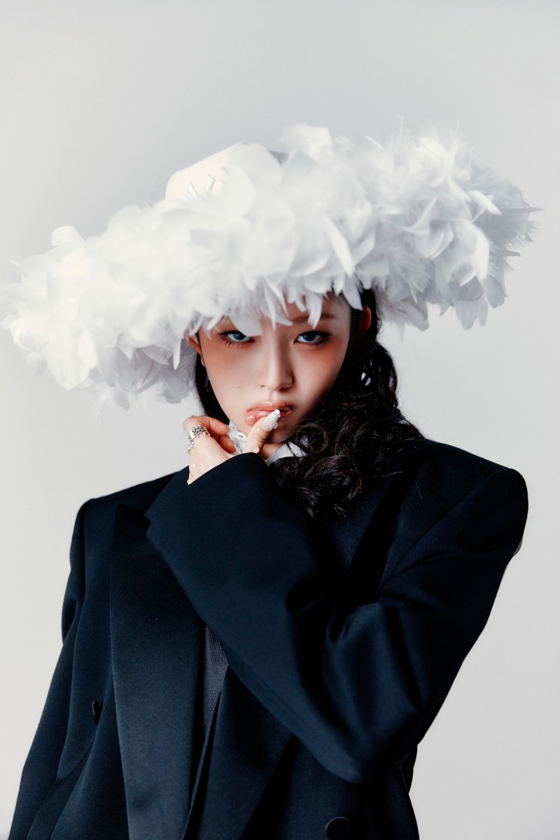 아이브, 신보 ‘아이브 시크릿’ 트레일러 포토 추가 공개…카리스마 장착 '이블 큐피드' 비주얼.