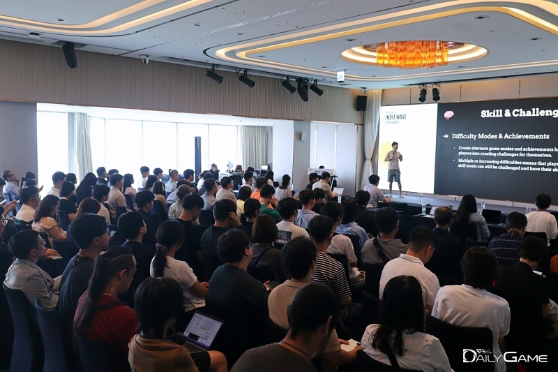 '부산 인디 웨이브 컨퍼런스' 현장에 모인 게임 개발자들.