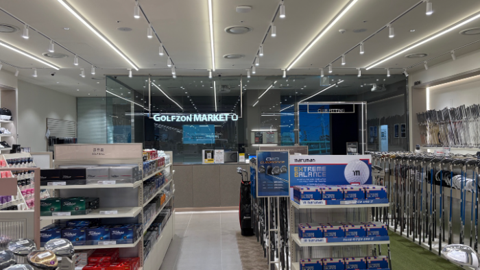 골프존마켓 청주커넥트현대점 매장 전경.