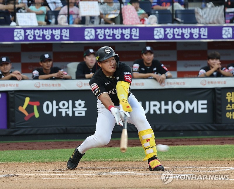kt 안현민 '타격' / 사진=연합뉴스